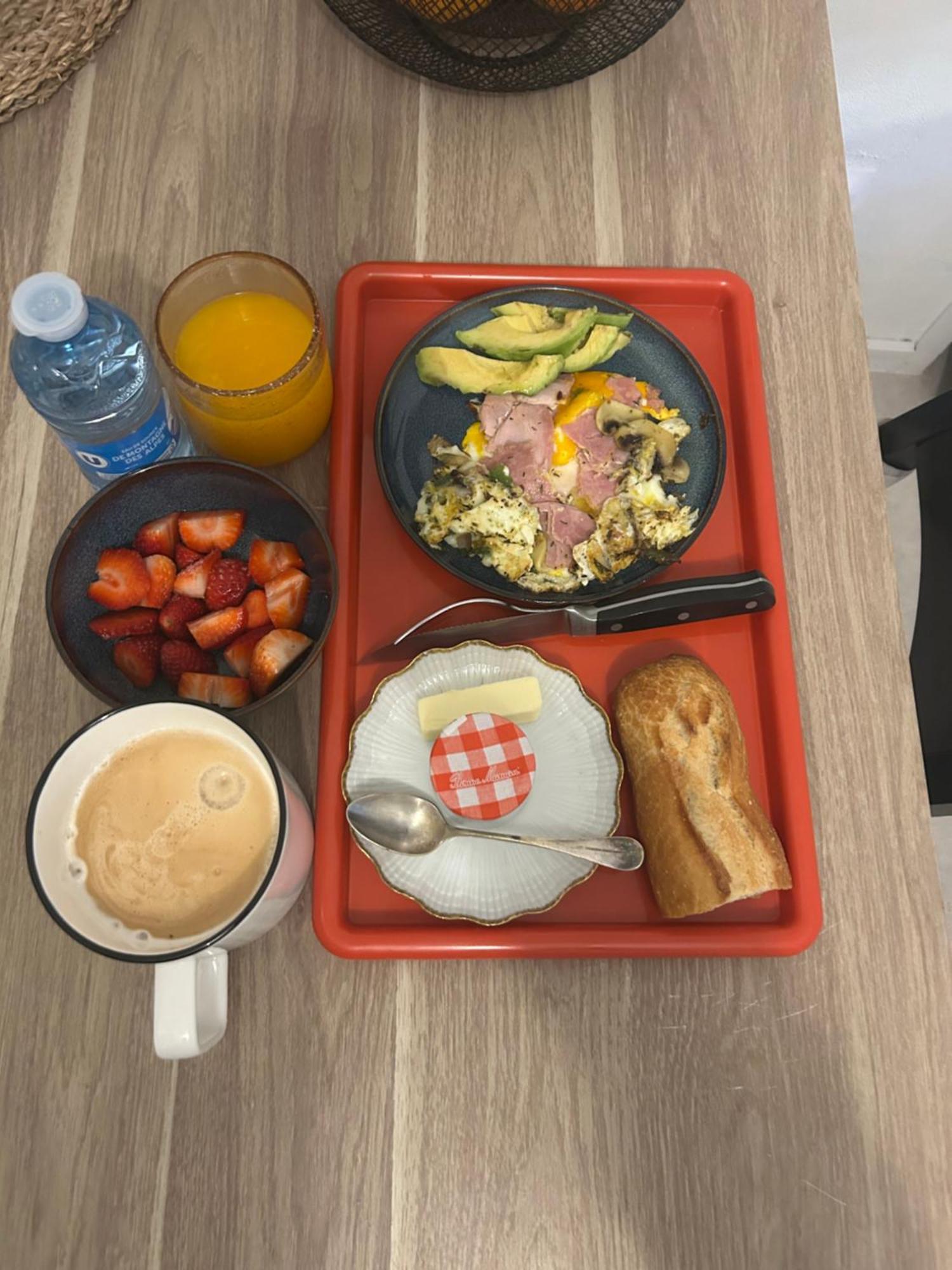 Fifa-Lodge & Breakfast Lyon Ngoại thất bức ảnh
